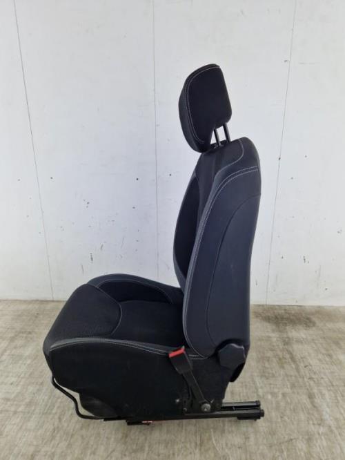 Siege avant droit RENAULT CLIO 4 PHASE 2 Diesel
