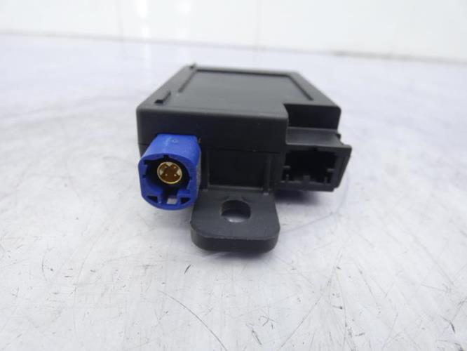 Stabilisateur module de tension VOLKSWAGEN GOLF 7 PHASE 1 Essence