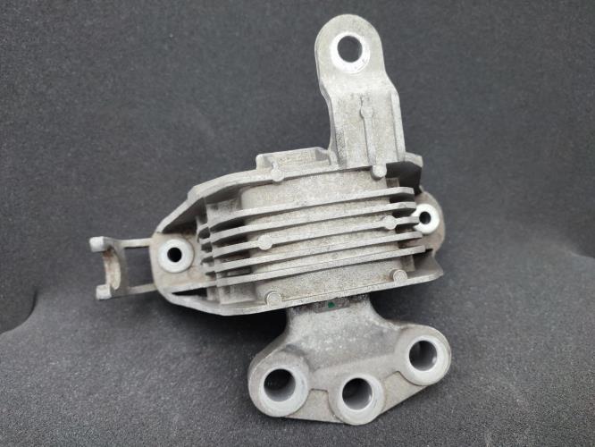Support moteur droit OPEL ASTRA J PHASE 1 Diesel