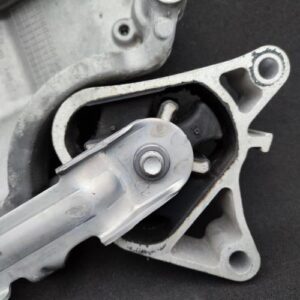 Support moteur droit MERCEDES CLASSE CLA 117 SHOOTING BREAK Essence