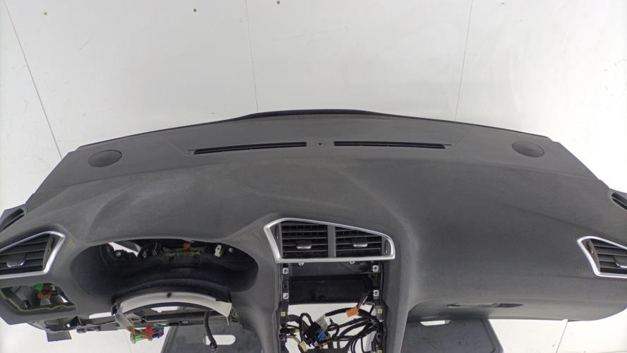 Tableau de bord CITROEN C4 2 PHASE 1 Diesel