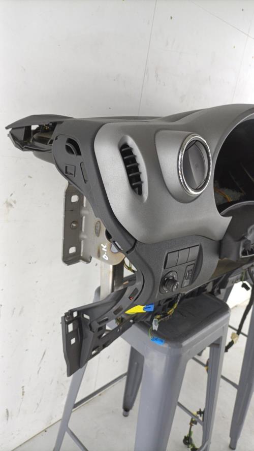 Tableau de bord CITROEN BERLINGO 2 PHASE 1 Diesel