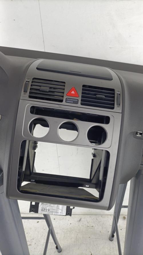 Tableau de bord VOLKSWAGEN TOURAN 1 PHASE 2 Diesel
