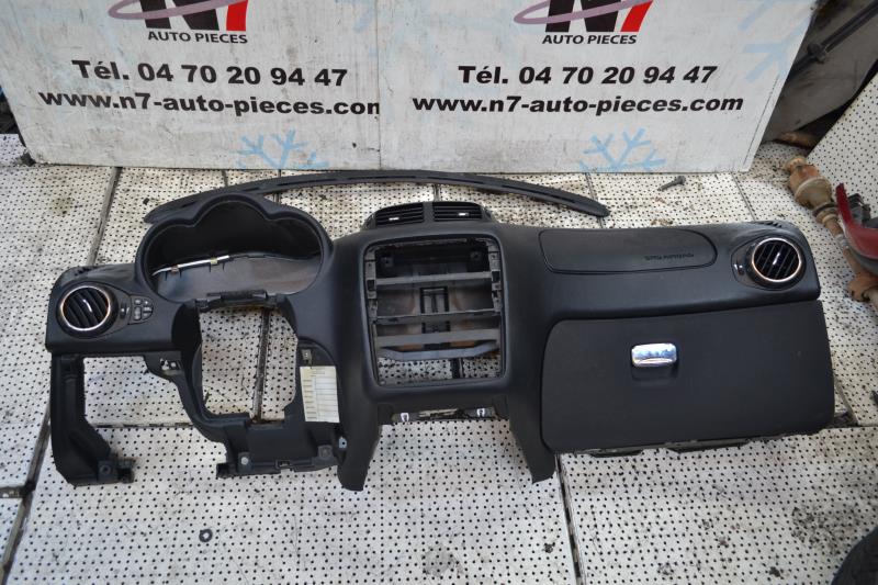 Tableau de bord ALFA ROMEO GT COUPE Diesel