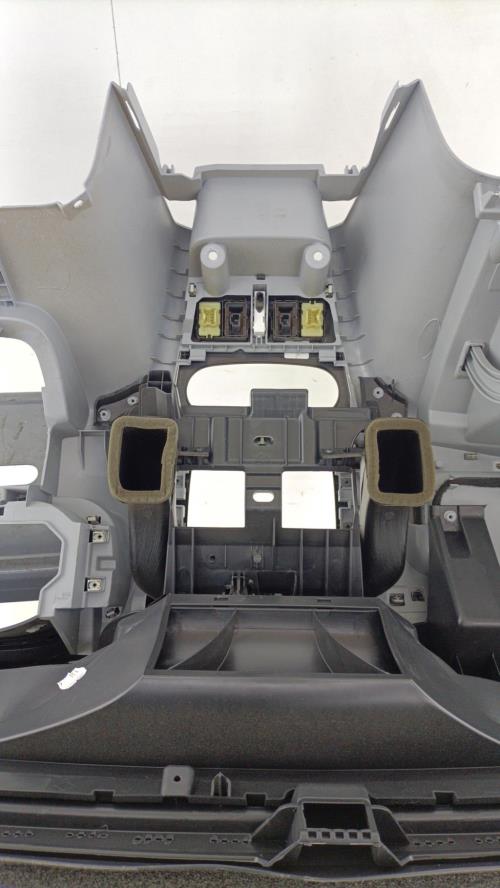 Tableau de bord DACIA LOGAN 2 PHASE 1 Essence