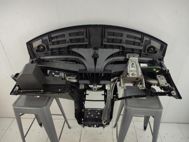 Tableau de bord PEUGEOT 207 PHASE 1 Diesel