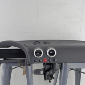 Tableau de bord AUDI TT 1 COUPE Essence