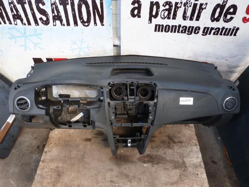 Tableau de bord DACIA SANDERO 2 PHASE 1 Diesel