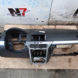 Tableau de bord OPEL ASTRA H GTC PHASE 1 Diesel