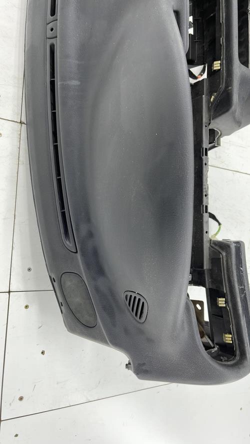 Tableau de bord PEUGEOT 406 COUPE Diesel