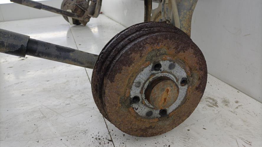 Train arriere complet NISSAN MICRA 3 PHASE 1 Essence