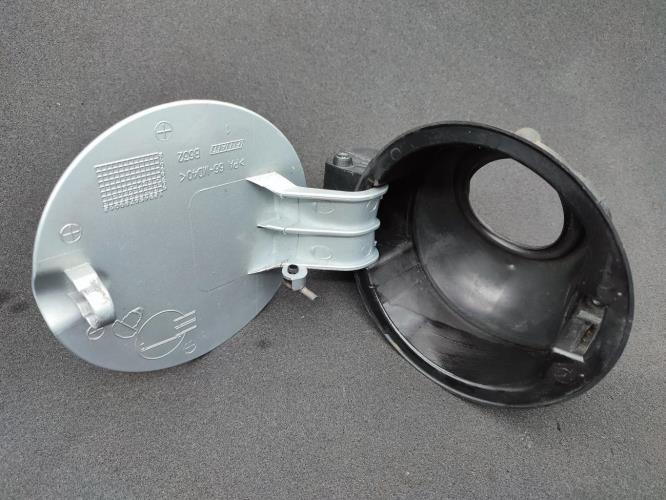 Trappe d'essence FIAT GRANDE PUNTO Diesel