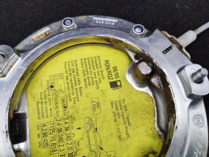 Trappe d'essence AUDI TT 1 COUPE Essence