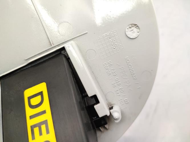 Trappe d'essence PEUGEOT 208 1 PHASE 1 Diesel