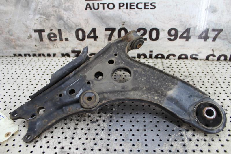 Triangle avant droit VOLKSWAGEN POLO 3 PHASE 2 Essence