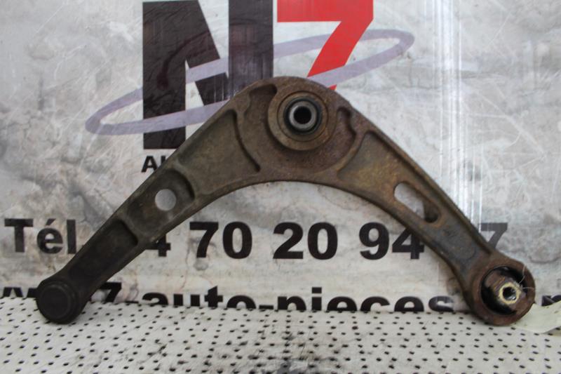 Triangle avant droit RENAULT LAGUNA 1 PHASE 2 Diesel