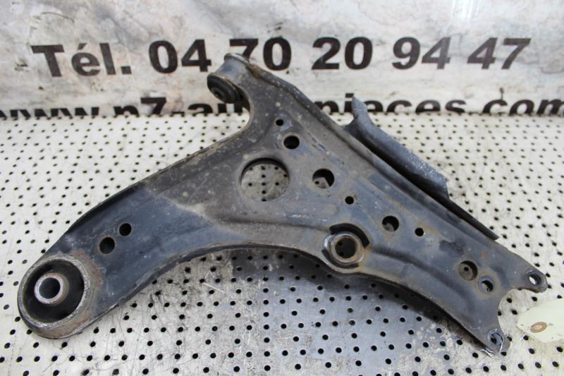 Triangle avant gauche VOLKSWAGEN POLO 3 PHASE 2 Essence