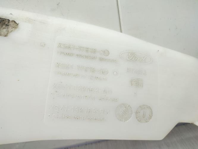 Vase de lave glace FORD FOCUS 1 Essence