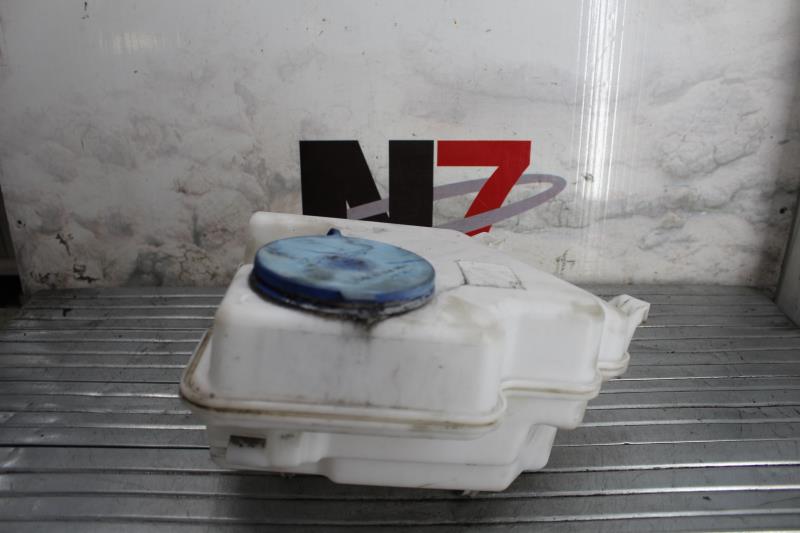 Vase de lave glace MERCEDES CLASSE B 245 PHASE 2 Diesel