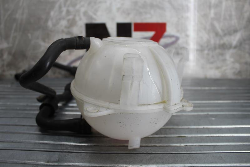 Vase de lave glace VOLKSWAGEN TOURAN 1 PHASE 1 Diesel