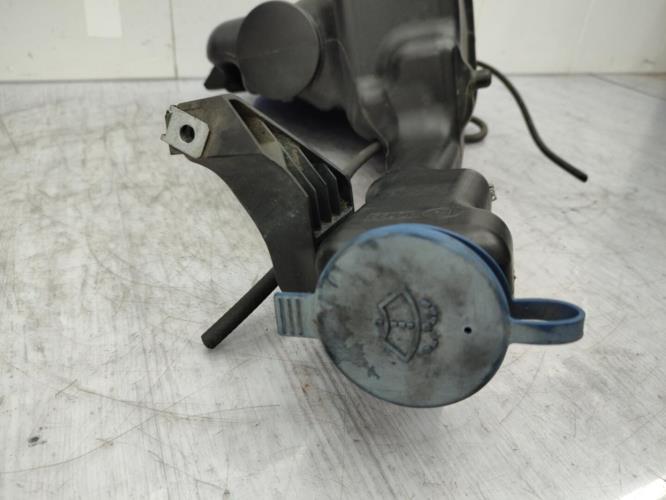 Vase de lave glace MERCEDES CLASSE C 204 PHASE 1 BREAK Diesel