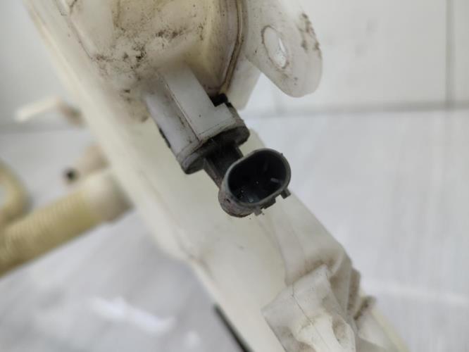 Vase de lave glace BMW SERIE 1 E87 PHASE 2 Diesel