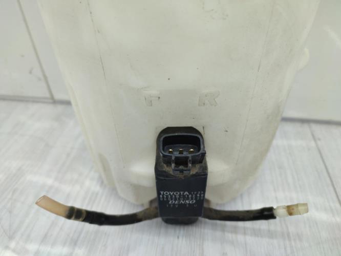 Vase de lave glace TOYOTA YARIS 1 PHASE 1 Essence