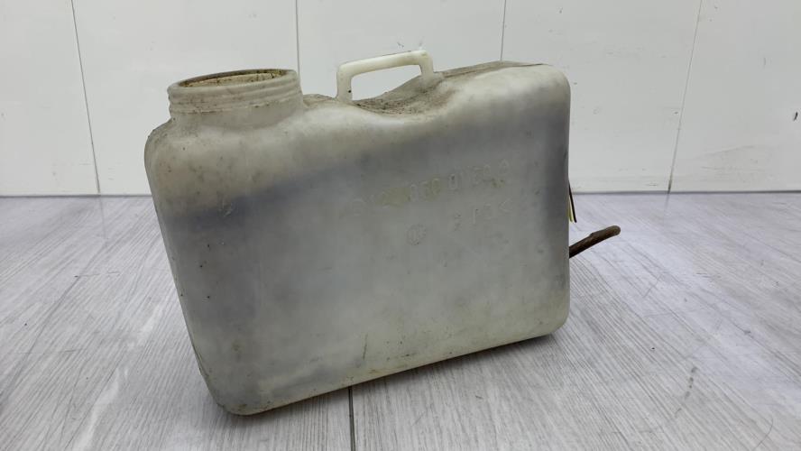 Vase de lave glace MERCEDES 300 W124 PHASE 1 Diesel