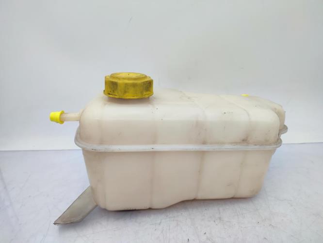 Vase d'expansion FORD PUMA COUPE Essence