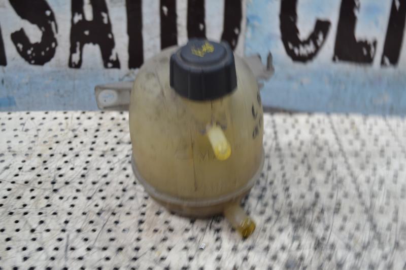 Vase d'expansion RENAULT CLIO 2 PHASE 2 Diesel