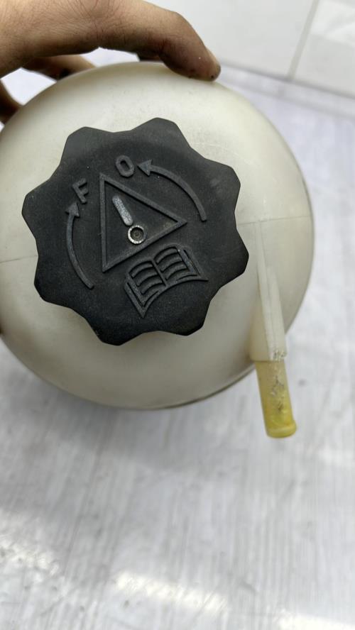 Vase d'expansion PEUGEOT 206 PHASE 1 Essence