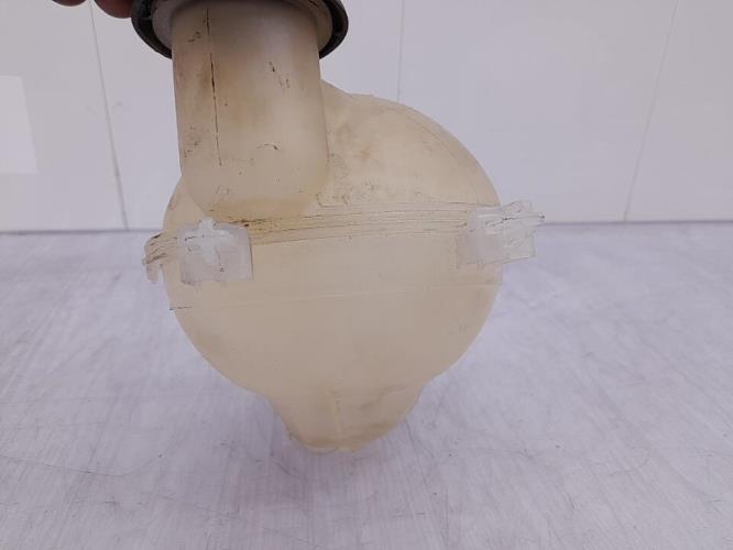 Vase d'expansion PEUGEOT 308 1 PHASE 2 Diesel
