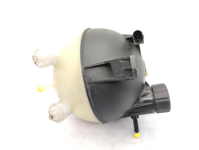 Vase d'expansion MERCEDES CLASSE A 169 PHASE 1 Diesel