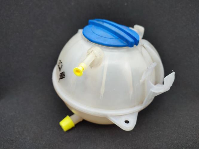 Vase d'expansion VOLKSWAGEN GOLF 6 Diesel