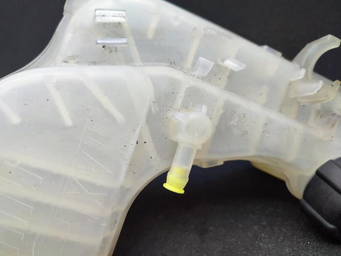 Vase d'expansion RENAULT LAGUNA 3 PHASE 1 Diesel