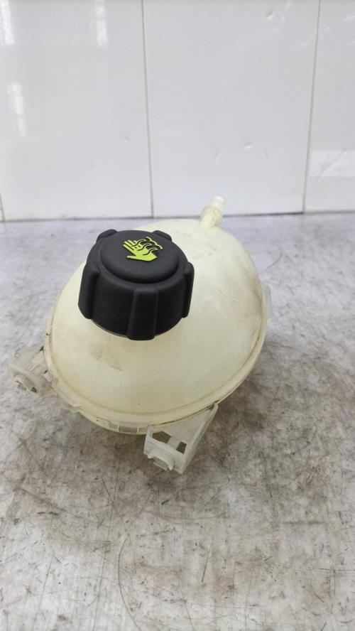 Vase d'expansion DACIA SANDERO 2 PHASE 1 Diesel