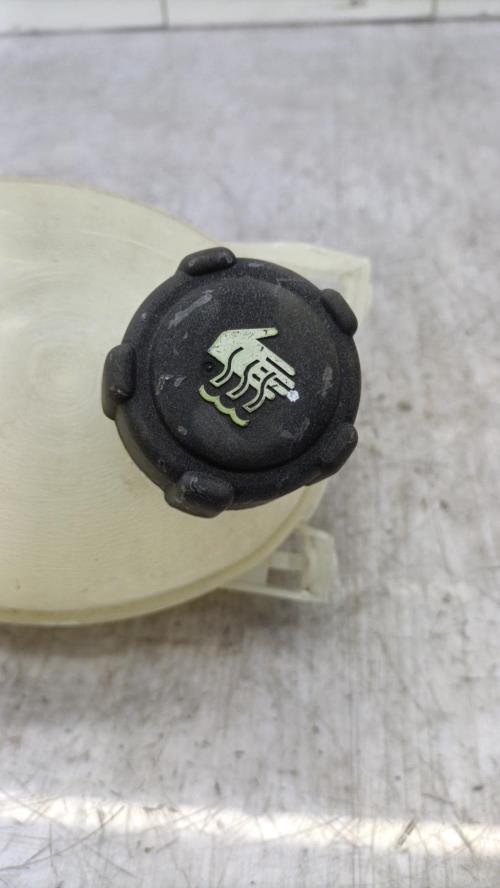 Vase d'expansion RENAULT CLIO 4 PHASE 1 Diesel