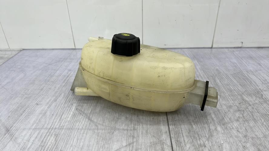 Vase d'expansion RENAULT TRAFIC 2 PHASE 2 Diesel