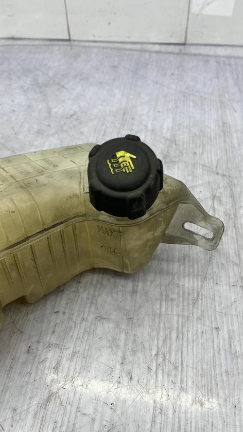 Vase d'expansion RENAULT MEGANE 2 PHASE 1 Diesel