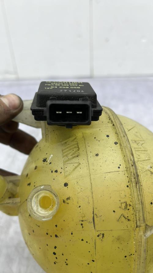 Vase d'expansion PEUGEOT 307 PHASE 1 Diesel