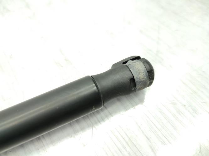 Verin de capot VOLKSWAGEN GOLF 7 PHASE 2 Diesel