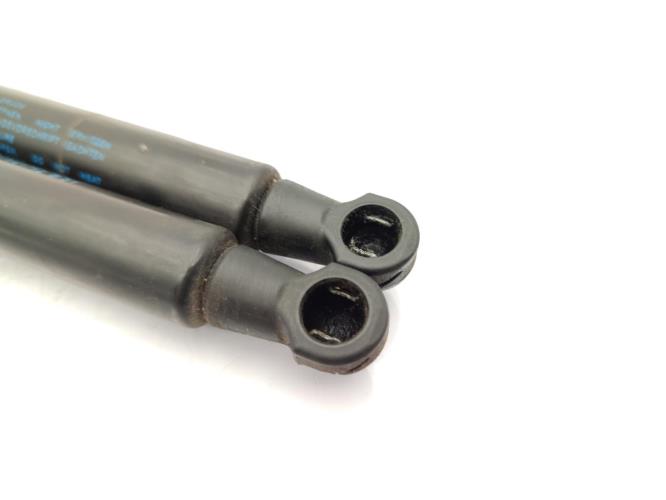 Verin de capot AUDI A1 1 SPORTBACK PHASE 1 Diesel