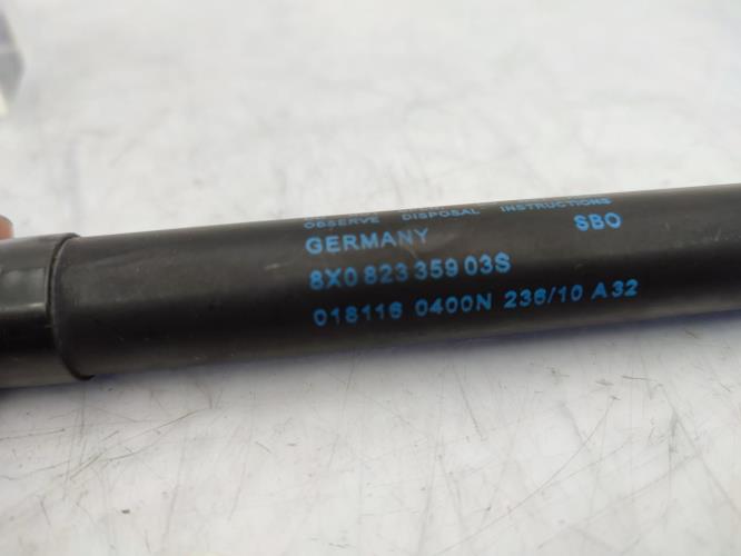 Verin de capot AUDI A1 1 PHASE 1 Essence