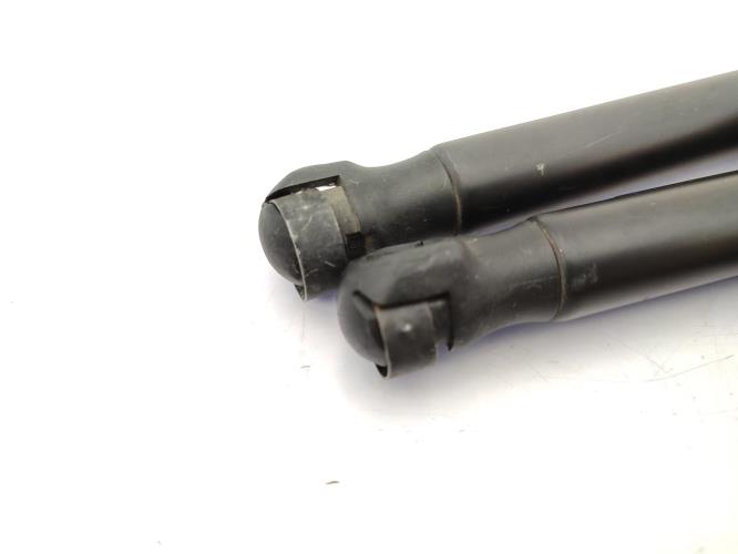 Verin de coffre FORD FIESTA 5 PHASE 1 Diesel