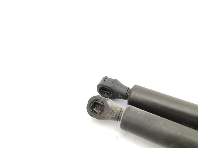 Verin de coffre RENAULT CLIO 1 PHASE 3 Essence