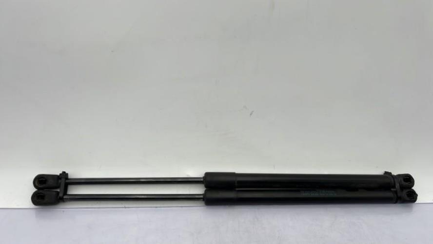 Verin de coffre SUZUKI SWIFT 3 Diesel