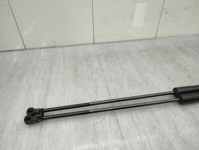 Verin de coffre RENAULT KANGOO 2 PHASE 1 Essence