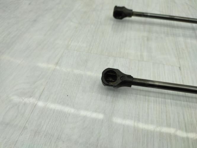 Verin de coffre PEUGEOT PARTNER 2 PHASE 1 Diesel