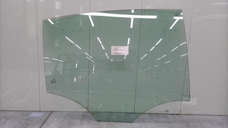 Vitre arriere droit VOLKSWAGEN PASSAT 5 Diesel