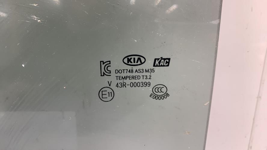 Vitre arriere droit KIA PICANTO 2 PHASE 1 Essence